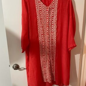 HAGARA SZ 4 (xl) beautiful embroidered blouse. Long sleeves/roll tab.